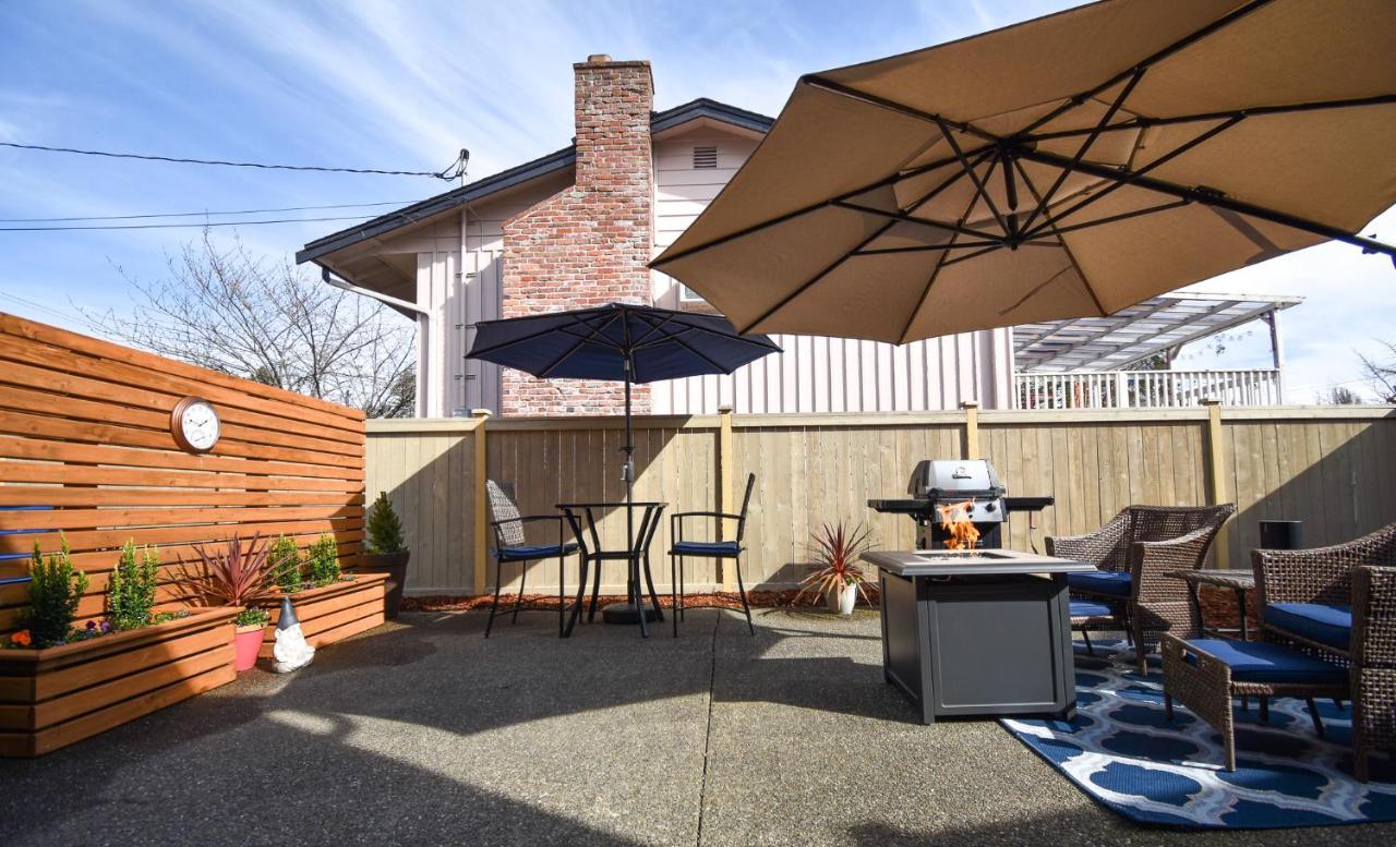 Modern Seattle Oasis Apartment Екстериор снимка